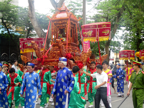 Lễ hội Đền Đức Ông Trần Quốc Nghiễn: Hành trình tìm về cội nguồn tâm linh tại Hạ Long