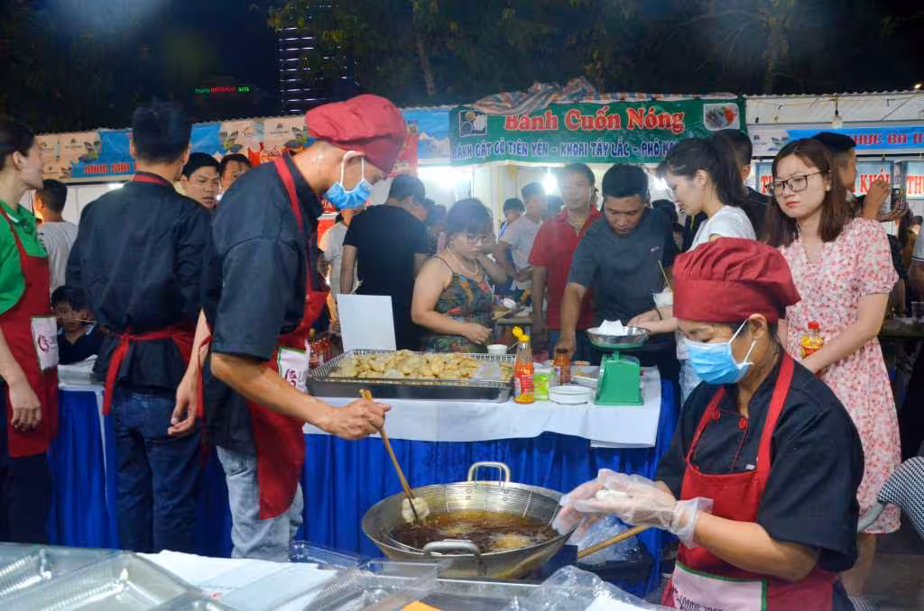 Khám phá tinh hoa ẩm thực Quảng Ninh: Hành trình đánh thức vị giác