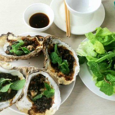 Hà Đại Dương Nướng Phô Mai: Đặc Sản Khổng Lồ Vùng Biển Quảng Ninh