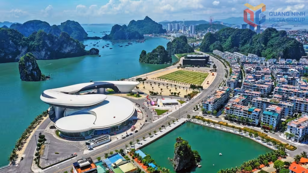 Quảng Ninh hướng tới cột mốc lịch sử: Trở thành thành phố trực thuộc Trung ương