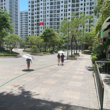 Bí kíp du lịch mùa nắng nóng: 5 nguyên tắc vàng bảo vệ sức khỏe bạn cần biết