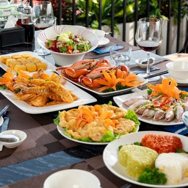 Top 6 quán hải sản ngon ở Hạ Long dân sành ăn thường xuyên lui tới
